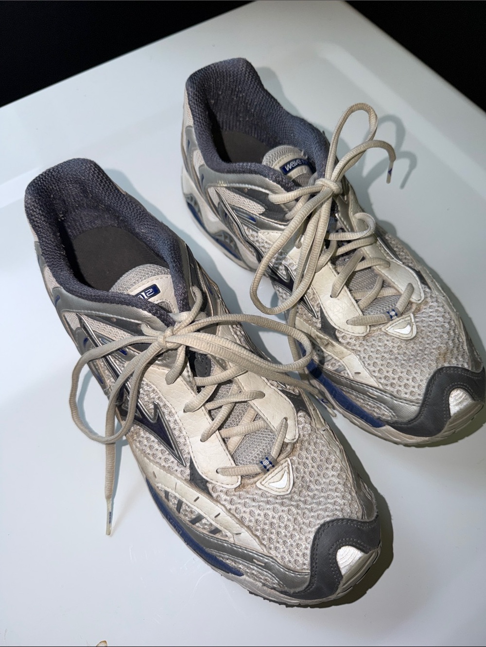 Mizuno Women's Running Sneakers in Beige and Gray with Blue Accents